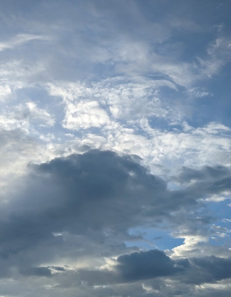 cumulus, dark clouds, nature-8670992.jpg